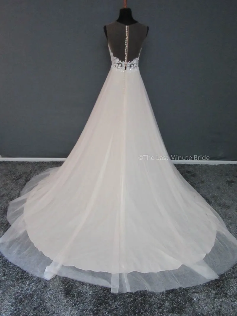 Stella York 6215 size 10