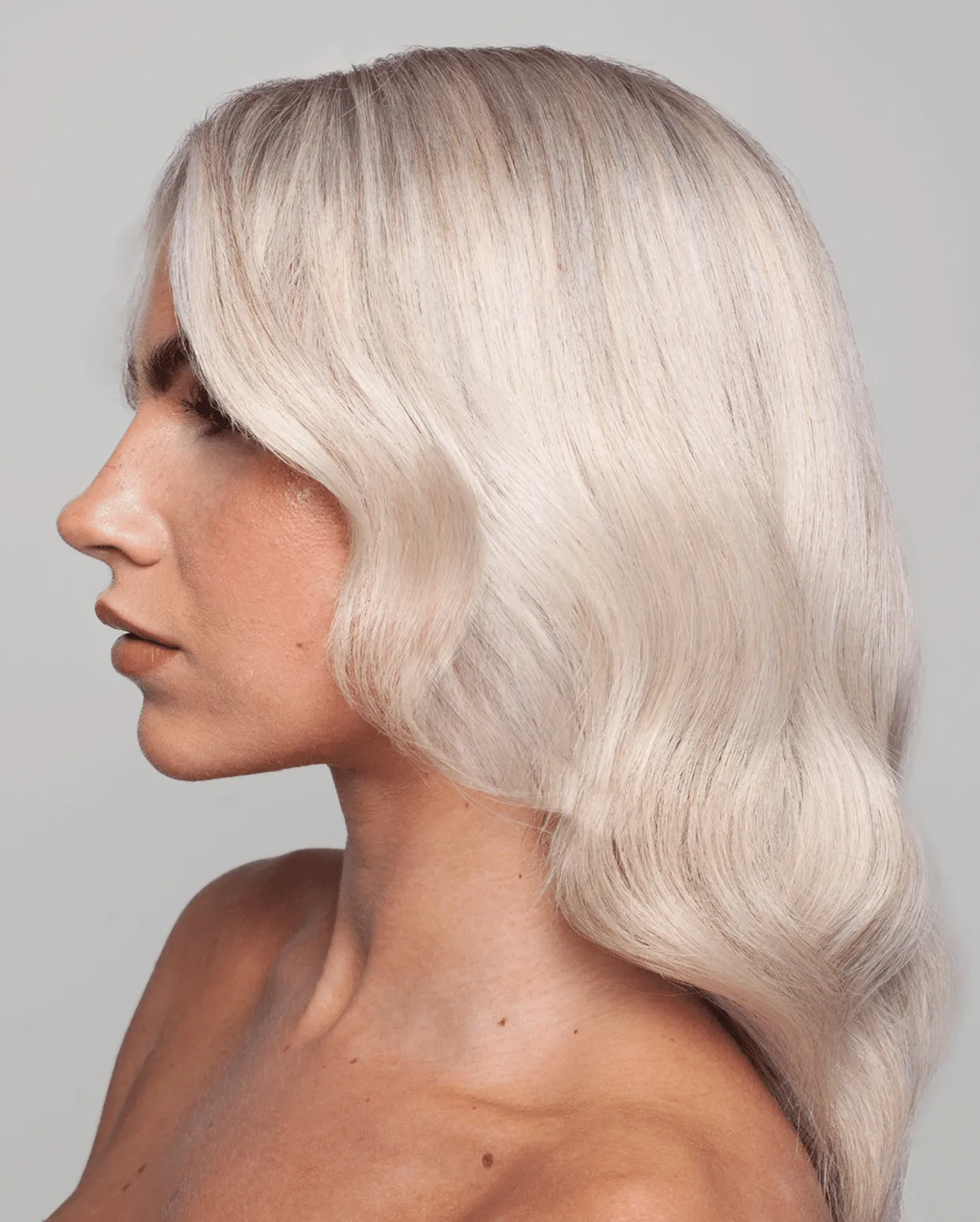 White Blonde Maintain and Protect Toning Spray